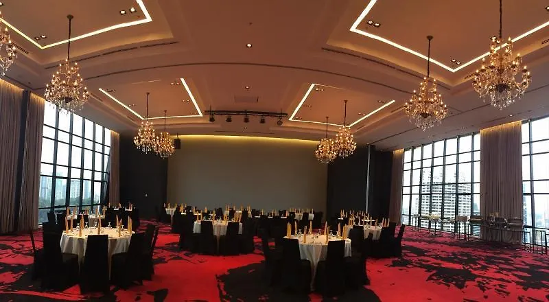 فندق The Red One Klcc كوالالمبور